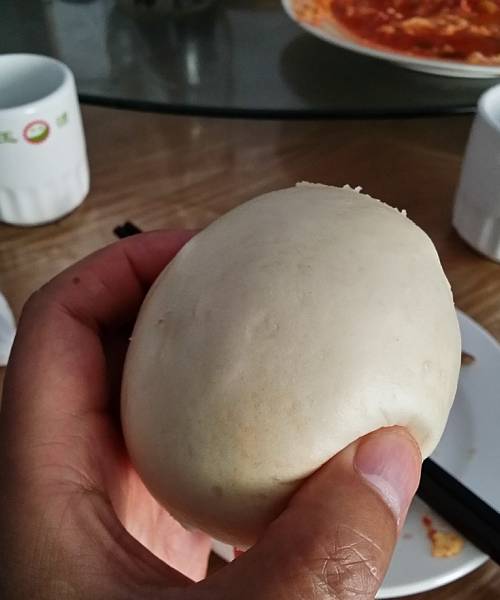 这么大的馒头,竟然吃了5个